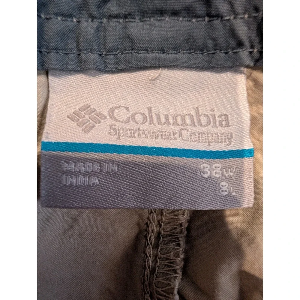Columbia Mens Khaki Tan Omni Shade Nylon Ripstop Utility Cargo Shorts Size 38